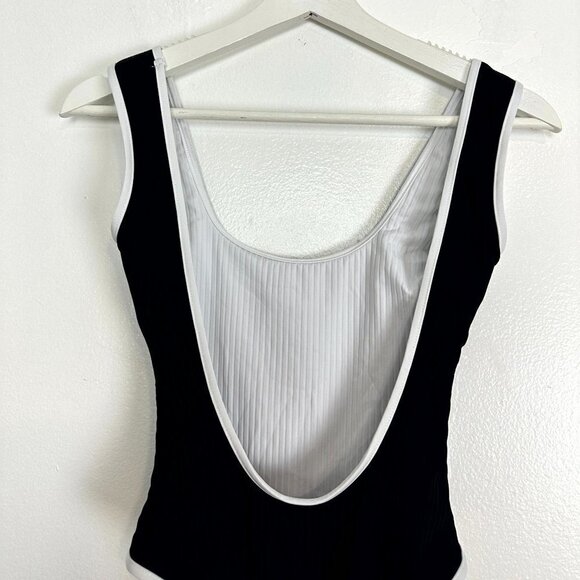 VITAMIN A Reese Reversible One-Piece Swimsuit in Black/White Size X-Small - Picture 9 of 13